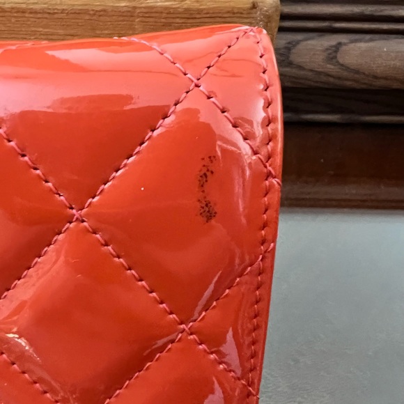 Chanel patent tangerine wallet on chain - Picture 5 of 7